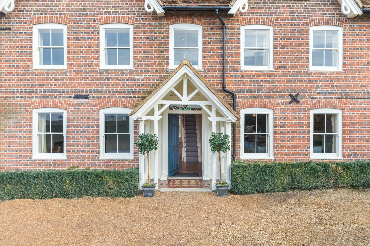 فندق هاتفيلدفي  Lawn House المظهر الخارجي الصورة